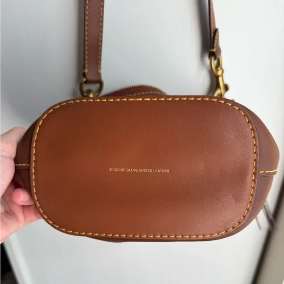 Coach 1941 Duffle 20 Saddle Leather with Brass Hardware EUC - Picture 6 of 8